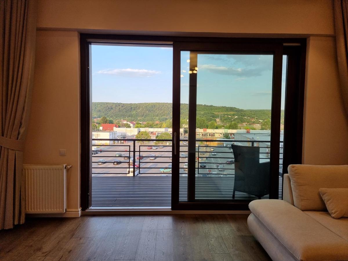 Apartament In Complex Rezidential Римніку-Вилча Екстер'єр фото