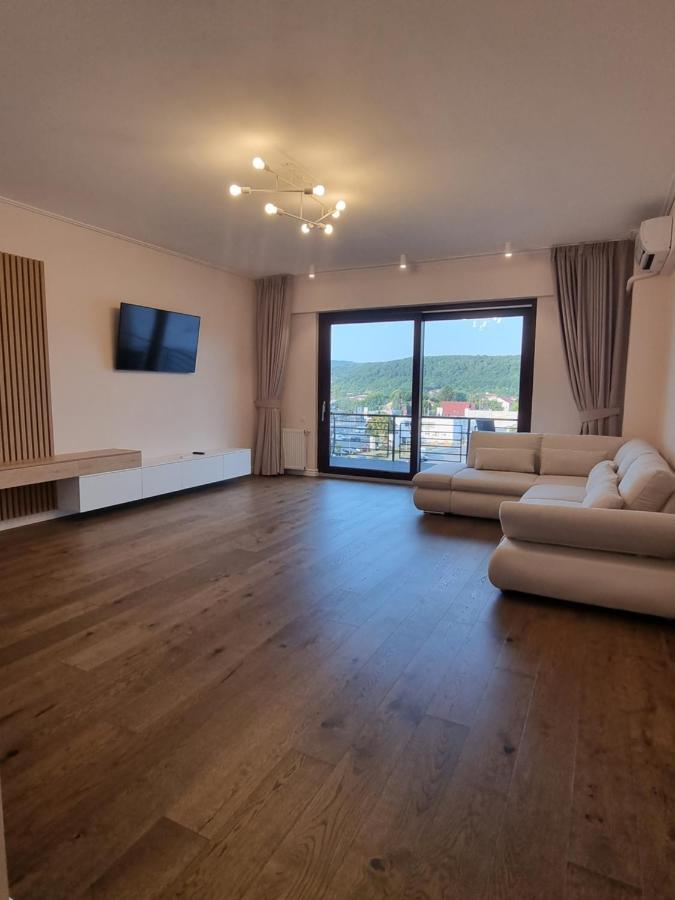 Apartament In Complex Rezidential Римніку-Вилча Екстер'єр фото